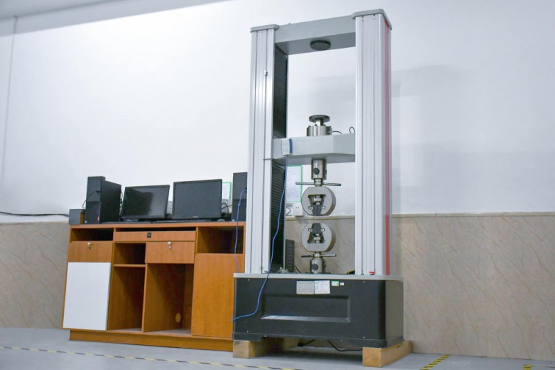 Maszyna do rozciągania